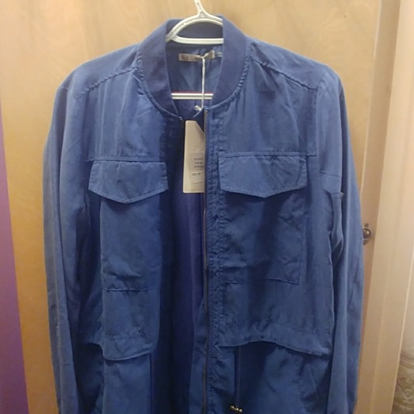 Royal Jacket - Picture 3 of 4